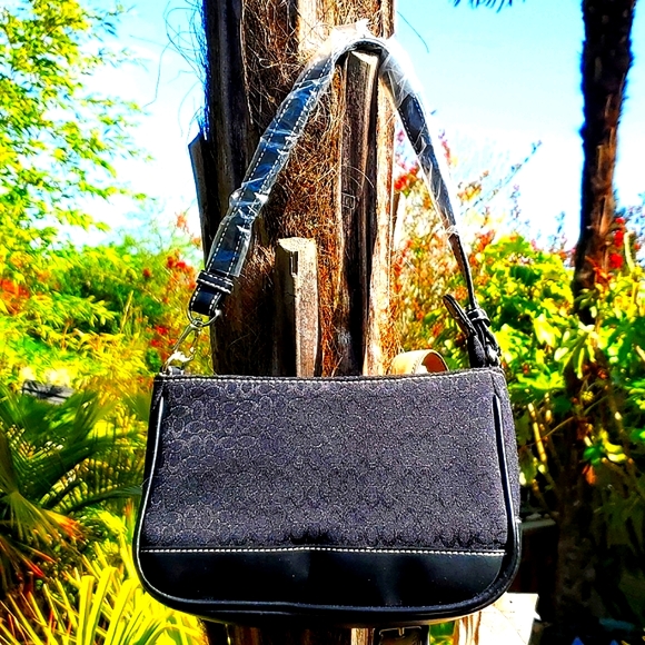 Lot of Two Mini Bags Purses Handbags - Picture 2 of 7